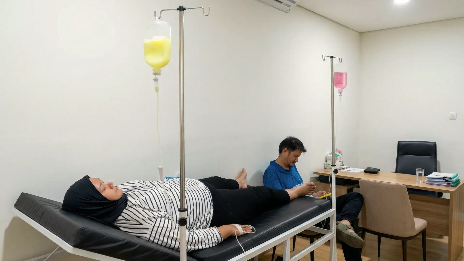 Layanan infus dan injeksi vitamin